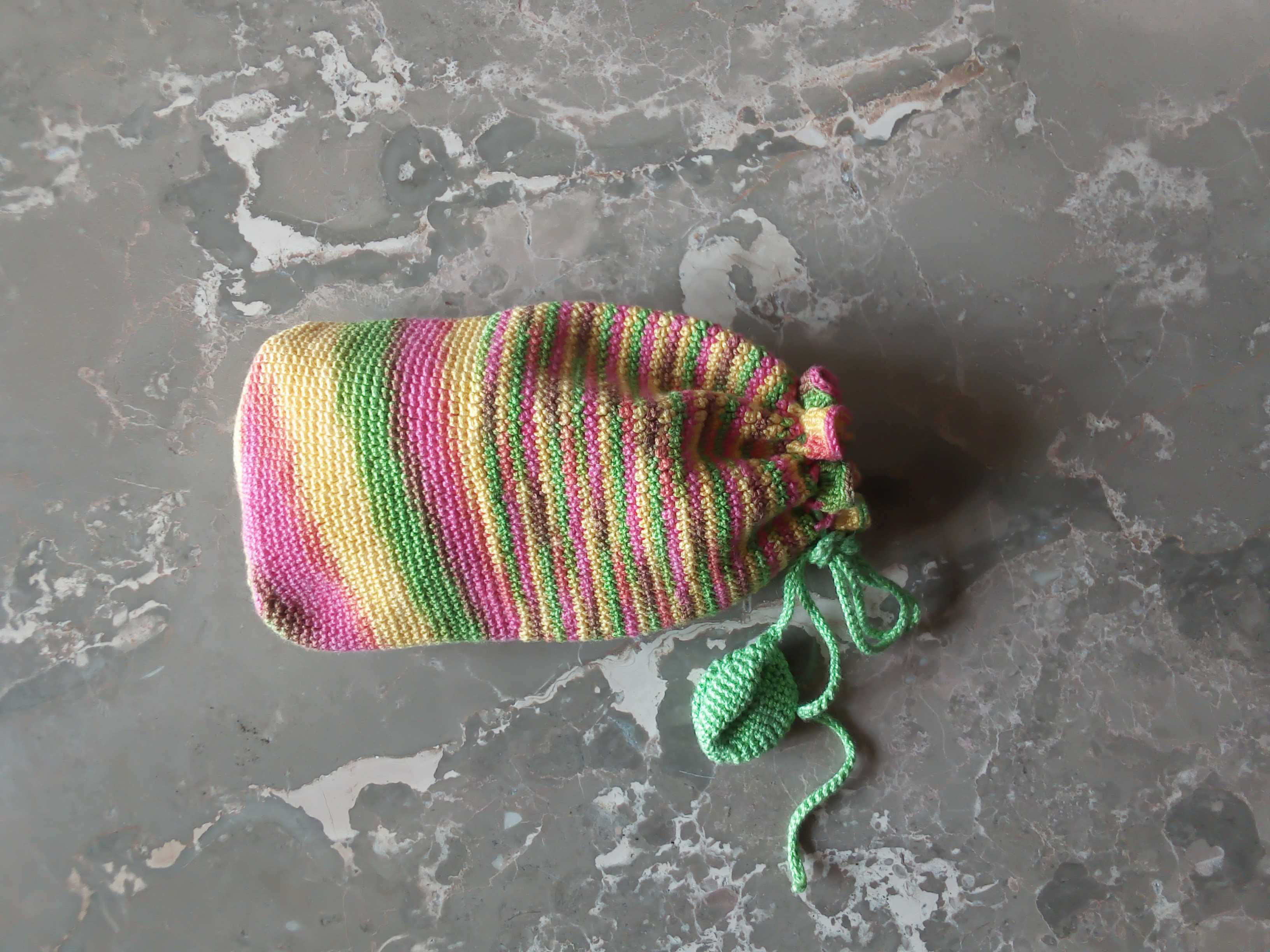 Pequenas bolsas multiusos em crochet