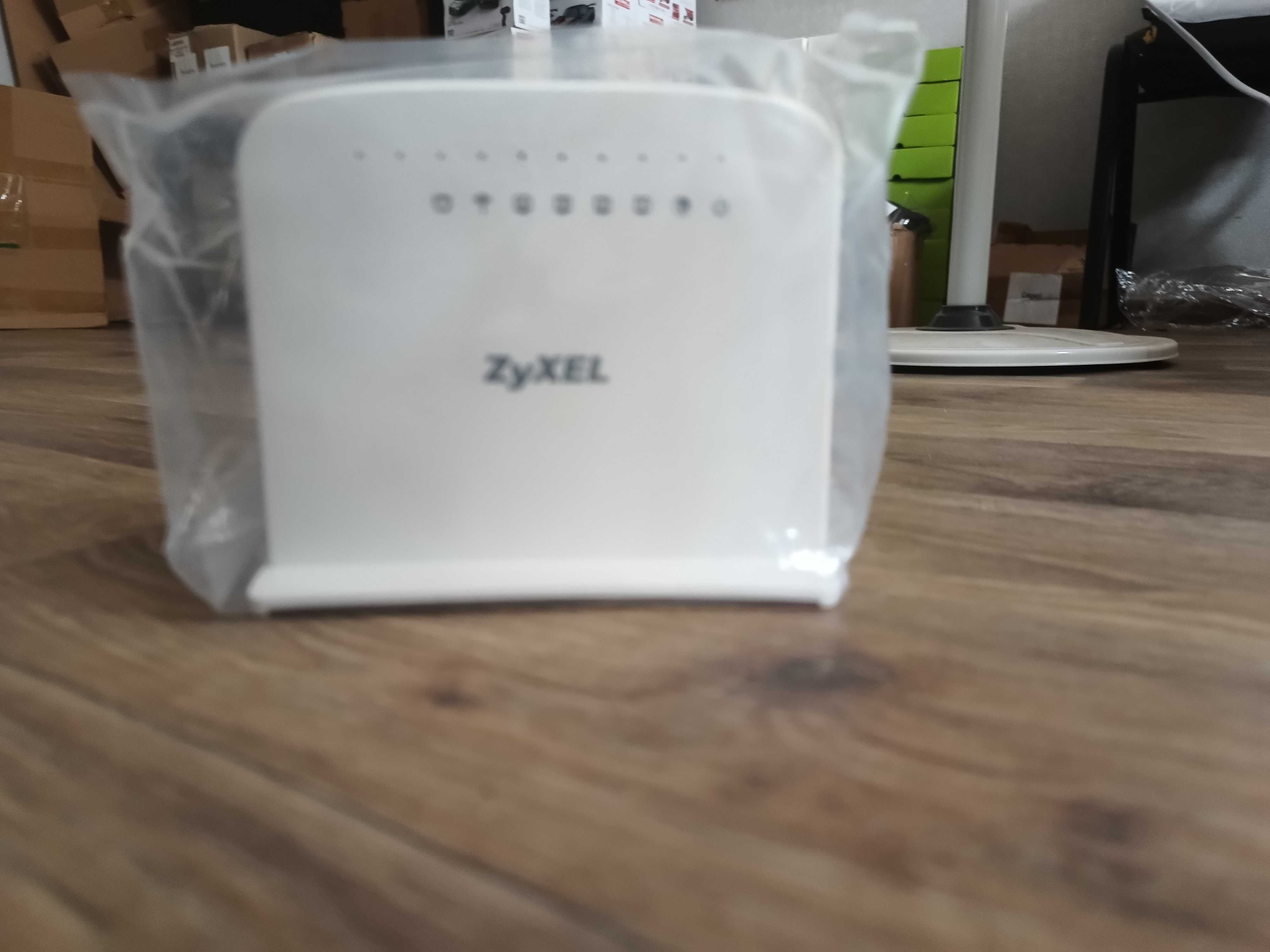Wi-Fi роутер ZyXEL AMG1302-T30D білий