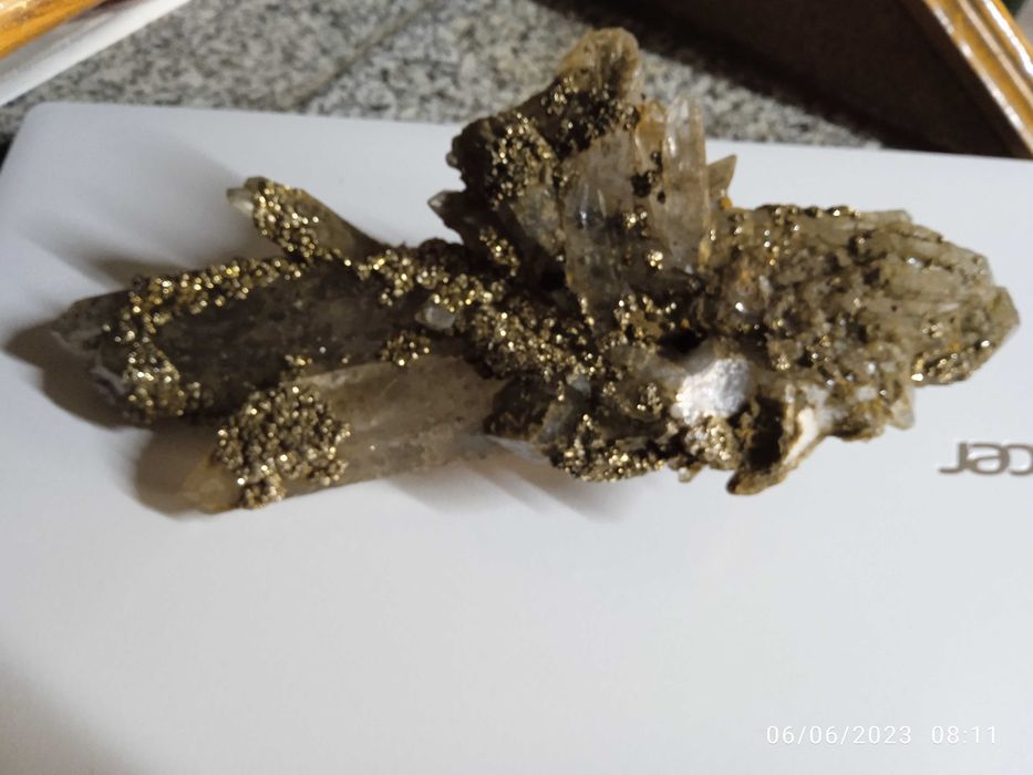 pedra em cristal