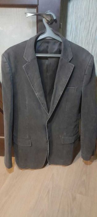 Продам новий брендовий піджак