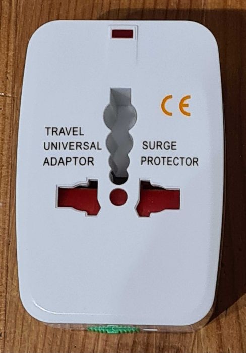 Adaptador de Tomada de Viagem NOVO!