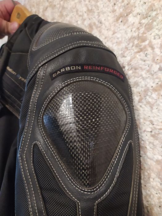 Продам мото куртку