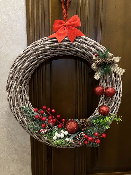 Різдвяний вінок на двері