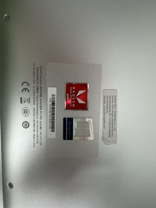 Ноутбук HUAWEI стан нового