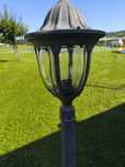 Lampa ogrodowa na 220 v