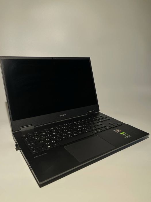Ноутбук OMEN Laptop 15-en0002ur