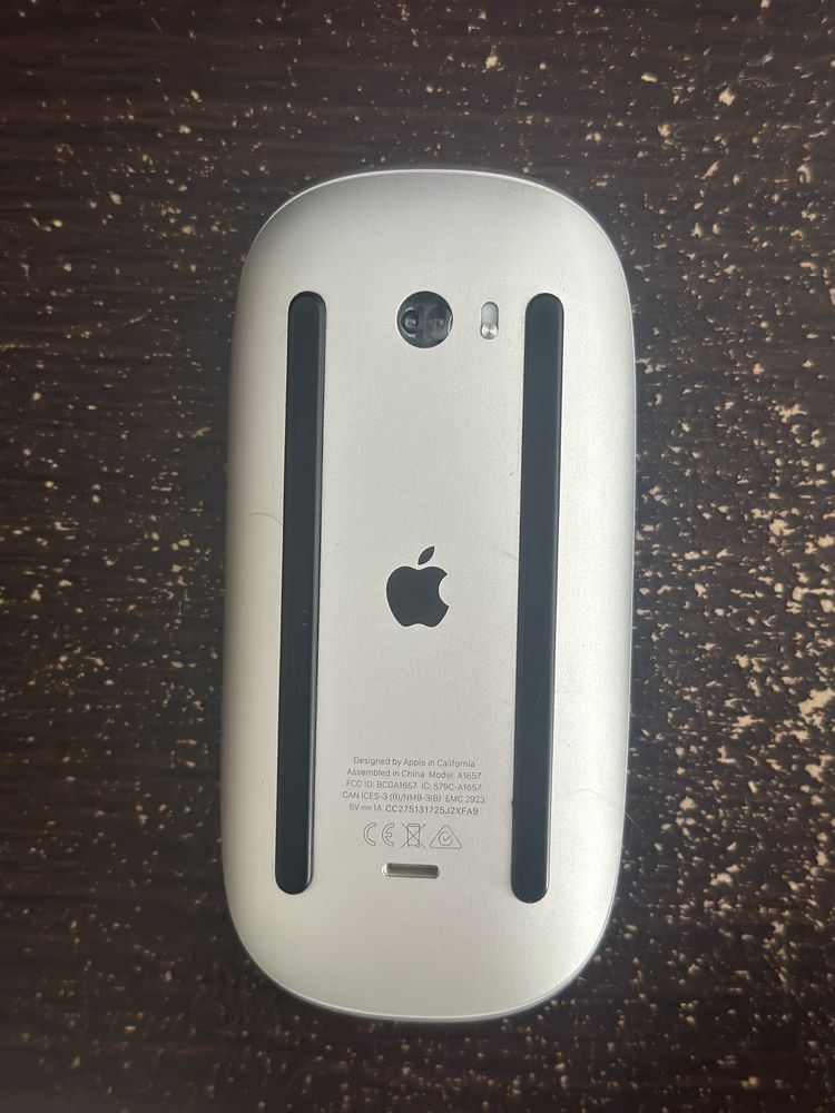 Magic Mouse - Apple