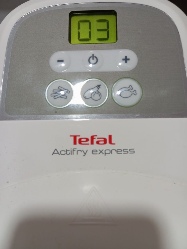 Fritadeira Tefal ActiFry Express