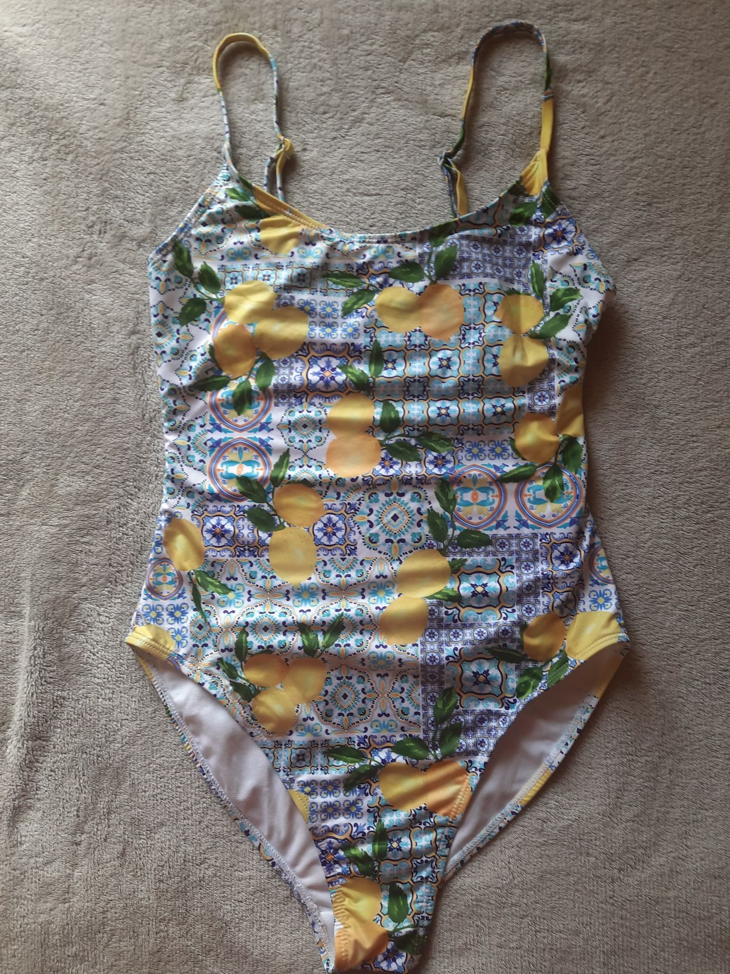 Купальник Lemon Bathing Suit від Primark