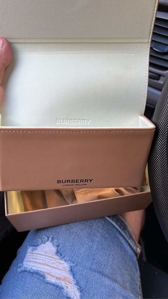 Oculos Burberry Mulher