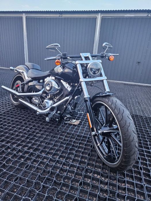Harley-Davidson Softail Breakout niski przebieg / super stan / dźwięk usłyszysz w filmiku