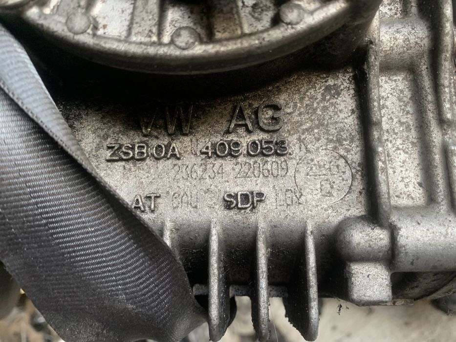 Коробка передач 2.0 Tiguan тигуан Aisin повний привід роздатка