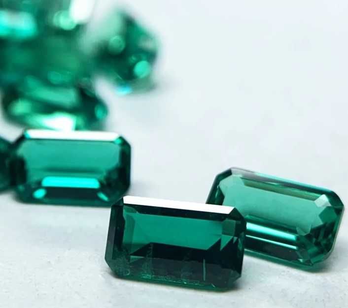 Szmaragd Naturalny Hodowlany 4X6X2,6mm 0,468CT Certyfikat