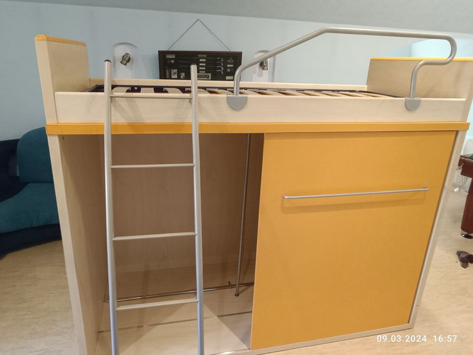 Made in Italy ! Шикарная двухъярусная детская , подростковая кровать