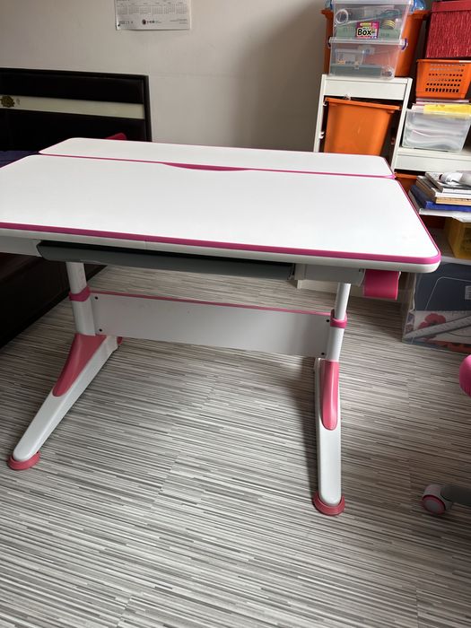 Стіл трансформер  FunDesk Trovare Pink
