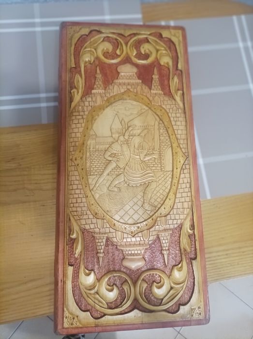 Продам нарди дерев'яні.Ручна робота в хорошому  стані.