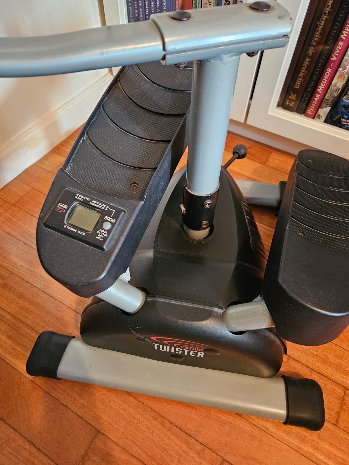 Vendo aparelho ginástica, cardio TWISTER