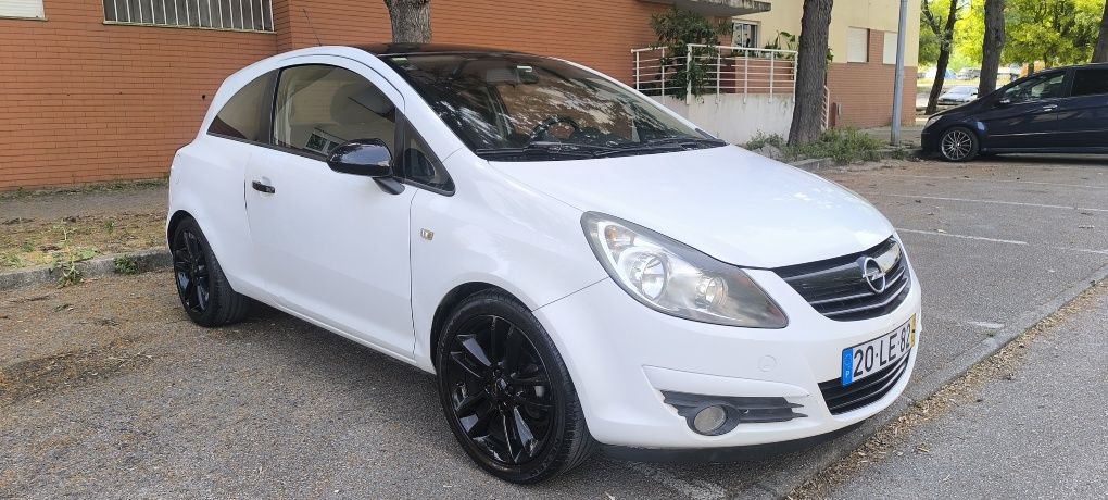 Opel Corsa BLACK EDITION  12/2010