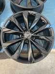 151 Felgi Aluminiowe AUDI R 20 5x112 otwór 66,6 Bardzo Ładne Czarne