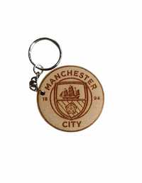 Brelok drewniany z logo MANCHESTER CITY