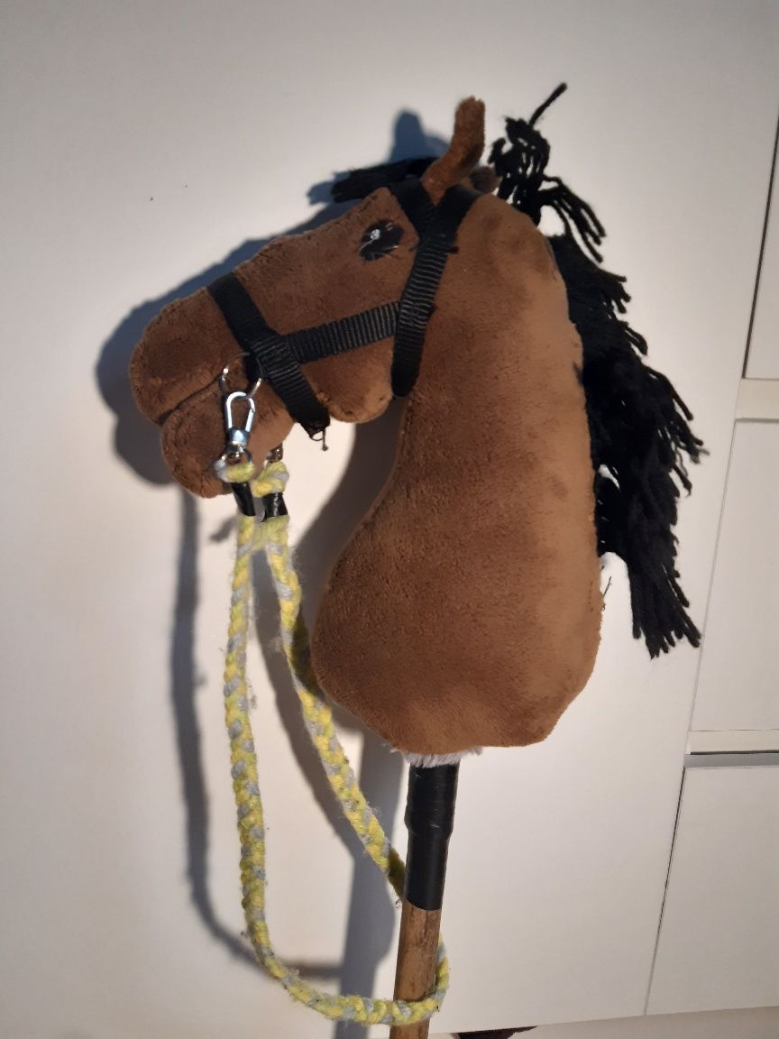 Hobby horse brązowy