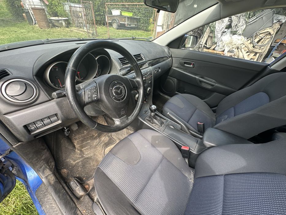 Mazda 3-/ мотор 1.6 бензин/ капот / з Німеччини / фара