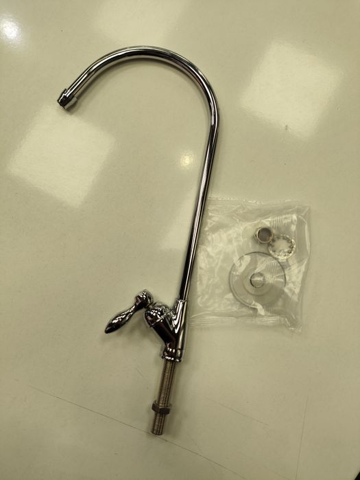 Кран врізний ординарний для фільтра.