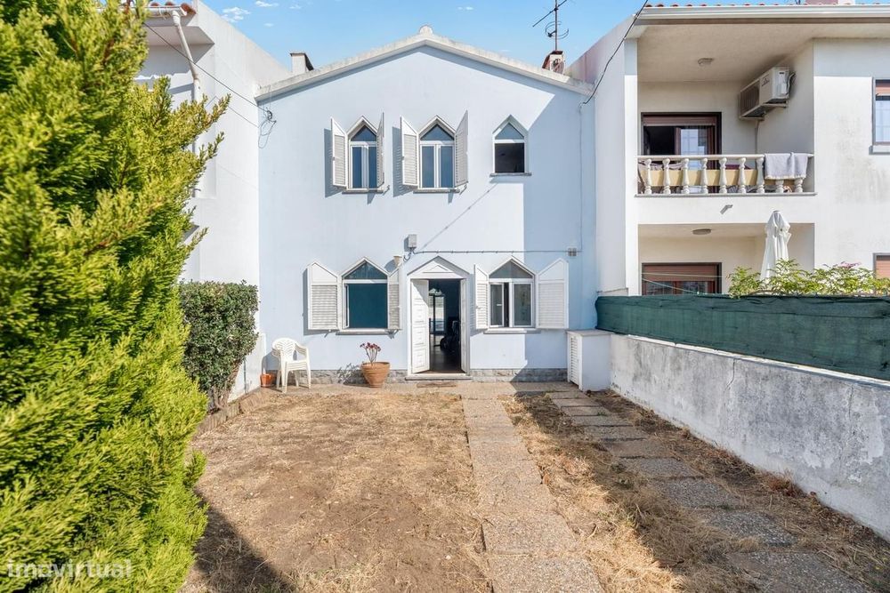 Moradia T1 + 2 com jardim, Alcabideche, Cascais