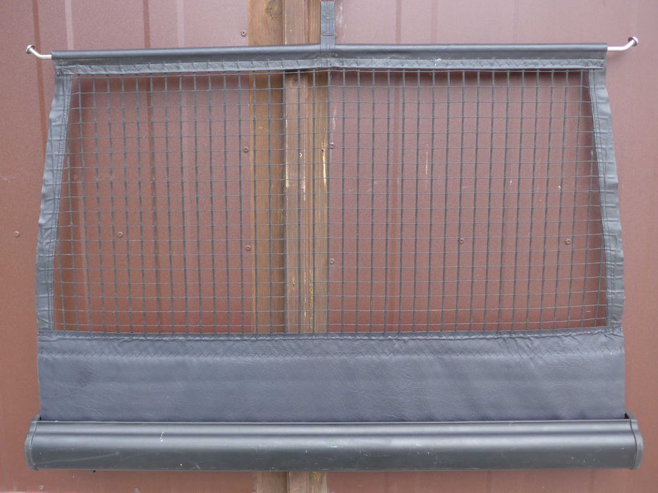 Volkswagen Passat B5 Kombi ROLETA bagaznika siatka KRATKA