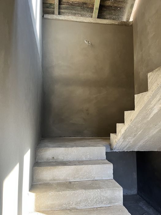 Tynki maszynowe cementowo-wapinne