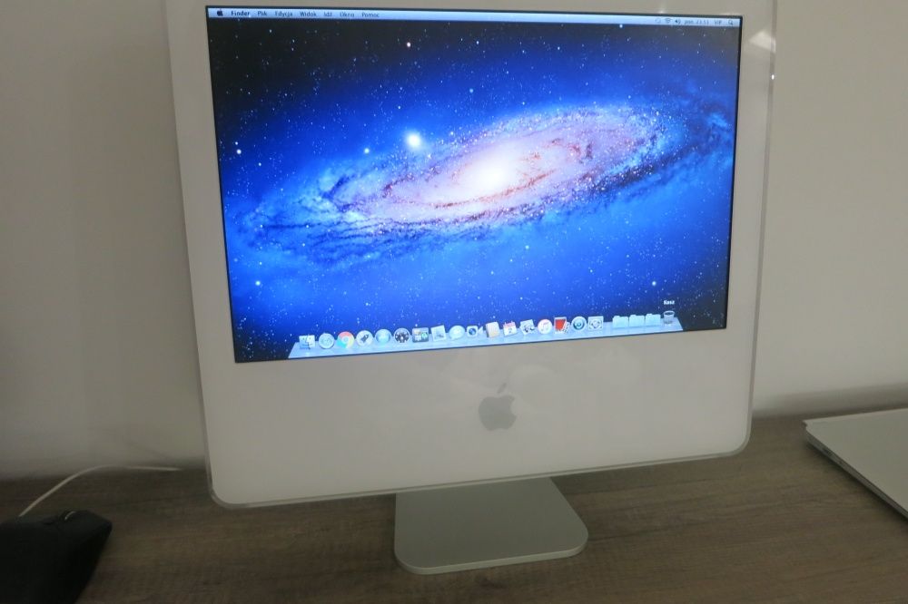 iMac 17' Intel Core 2 Duo, 160GB, 2GB RAM, Win XP,Mac OS Lion,DVD,WIFI