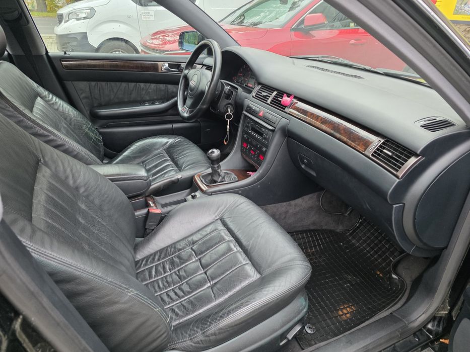 Audi A6 2.4 V6 Cała w orginale bez rdzy full wyposażenie