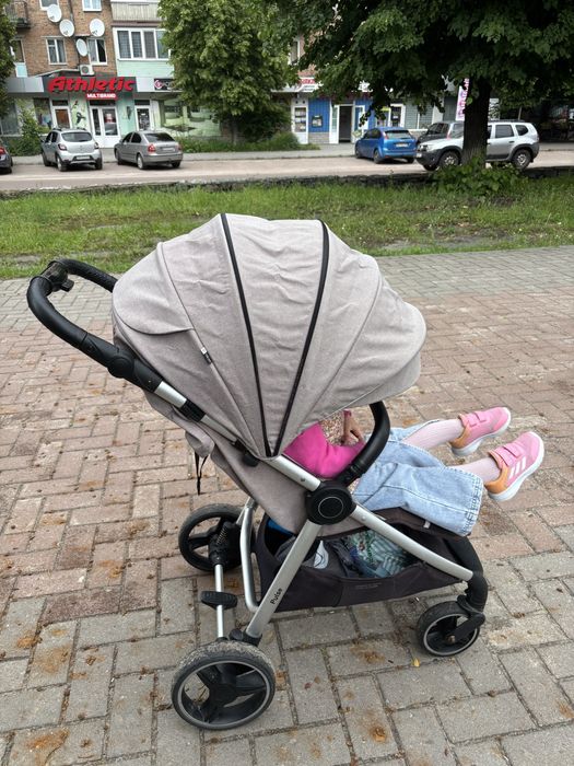 Прогулянкова коляска Carello Pulse