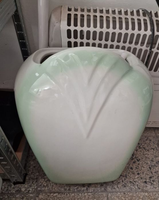 Toaleta kompletna ze spłuczką ceramiczna