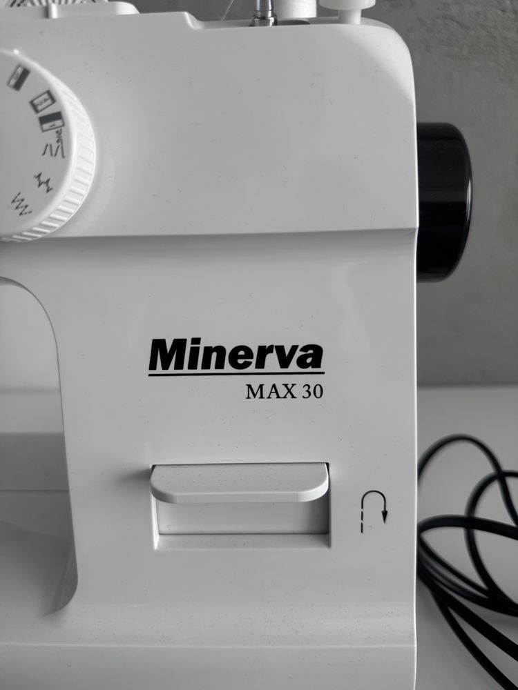 Maszyna do szycia minerva Max 30