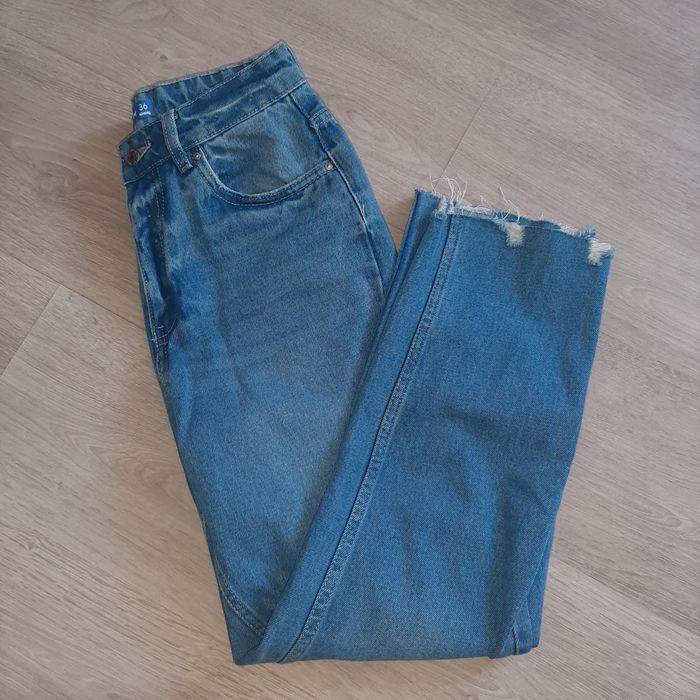 Spodnie Mom jeans