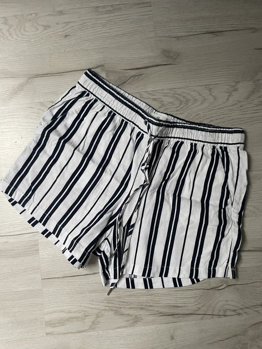 Spodenki damskie w paseczki 38