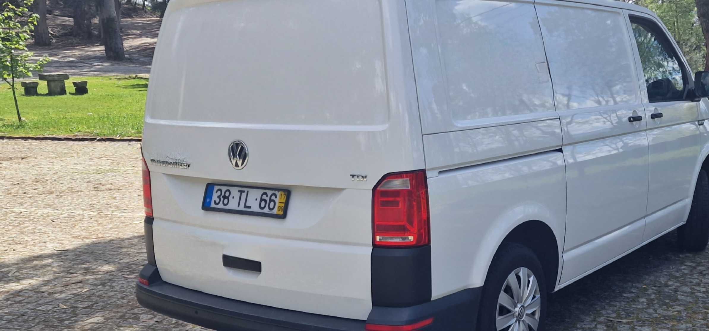 VW Transporter T6 2.0TDI