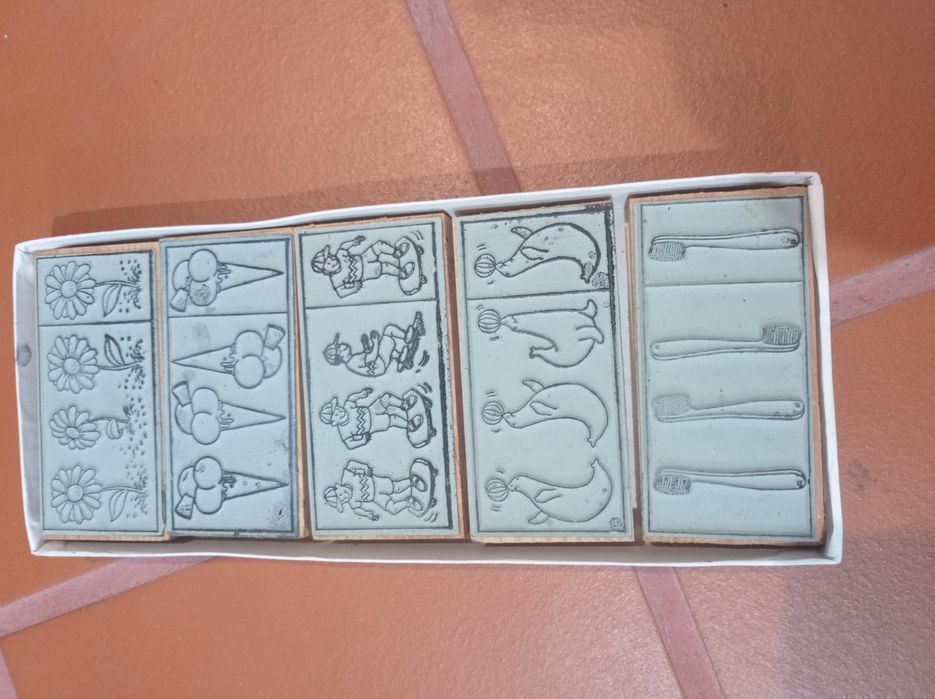 Caixa de Carimbo Agatha