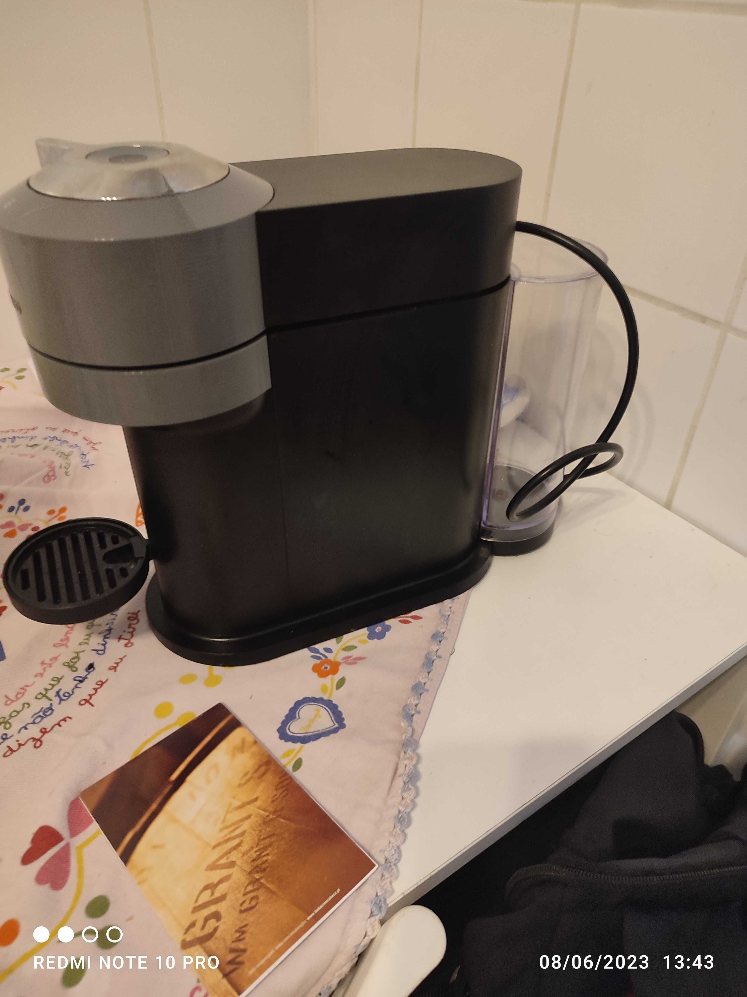 Vendo máquina de café Nespresso