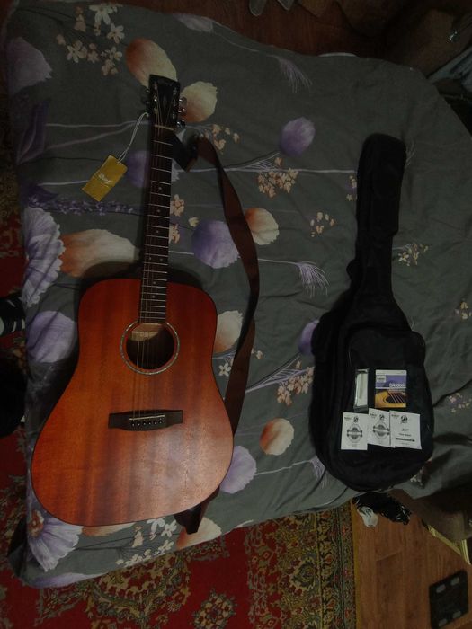 Акустична гітара Cort 6 ст-на