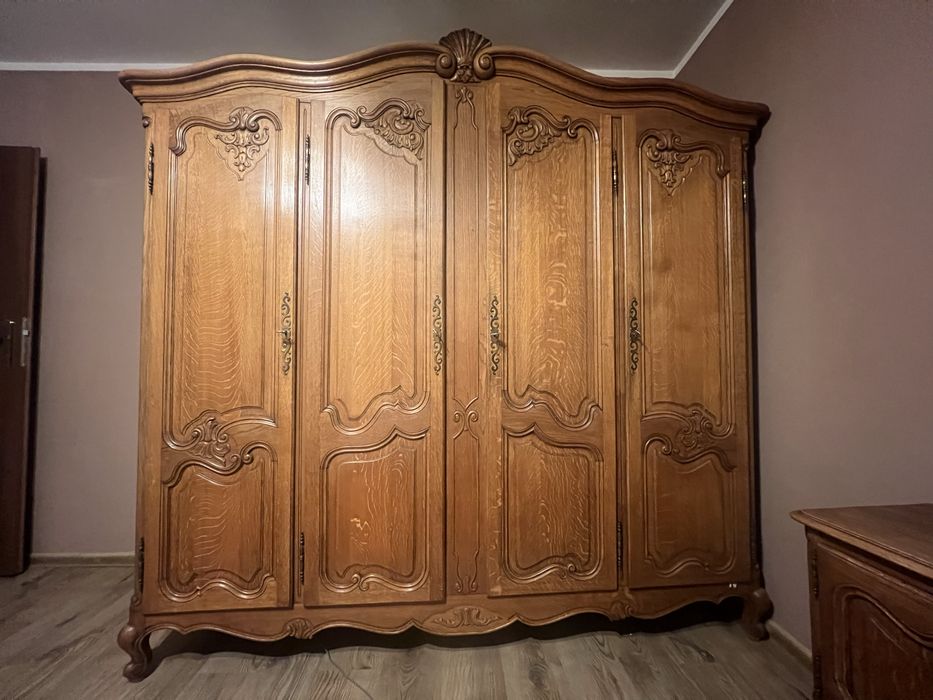 Szafa łóżko szafki nocne