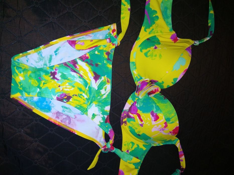 Купальник 40р,чашка С