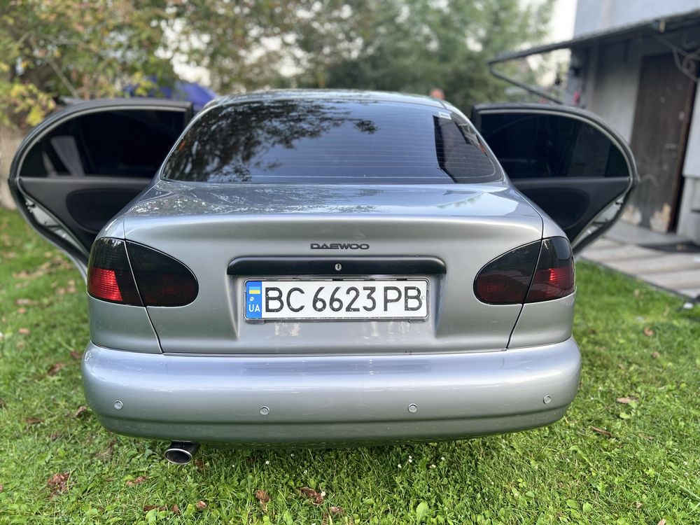 Продам автомобіль деу ланос