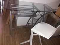 barek z blatem szklanym 120 cm x 45 cm ( stan bdb. ) tylko 195 zł