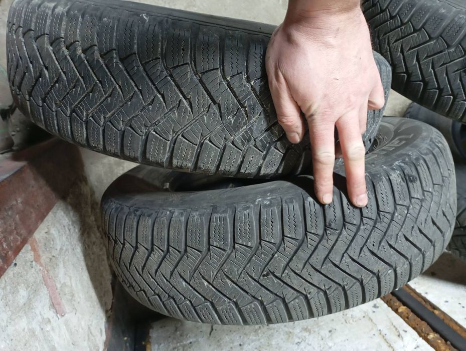 Шини зимові/Laufenn r13 175/70 2020 рік