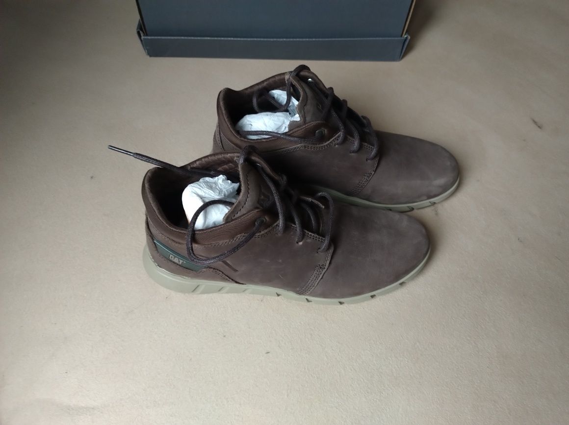 Buty jesienno wiosenne CAT41 40.5 męskie skórzane nubuk