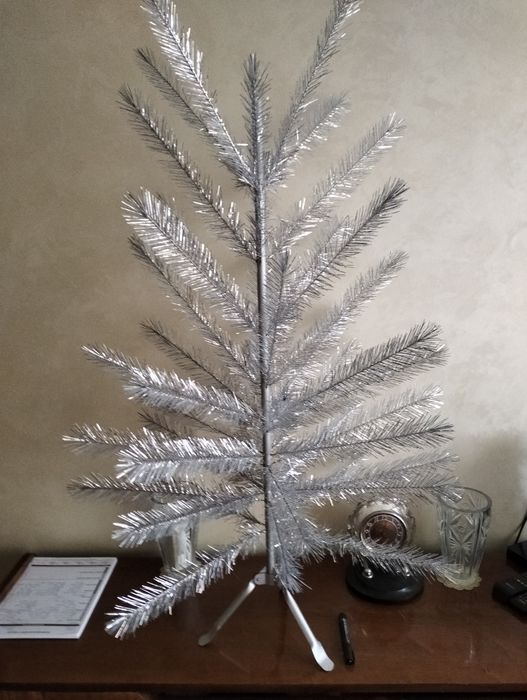 Ёлка искусственная