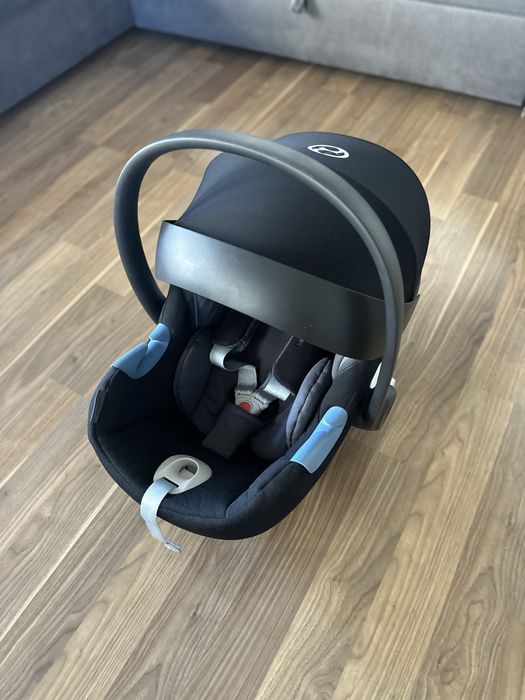 Fotelik samochodowy bezwypadkowy Cybex Aton M