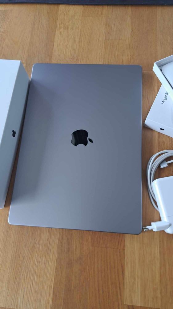 MacBook Pro 16-inch